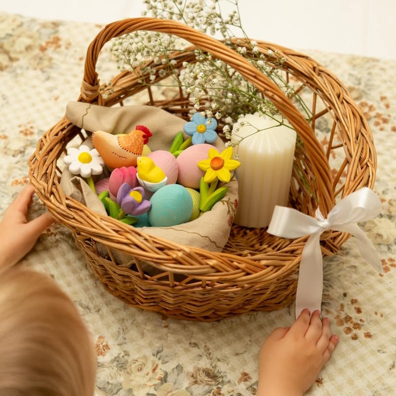 Bumbu Toys | Celebration Ring Ornament | Chick in Egg