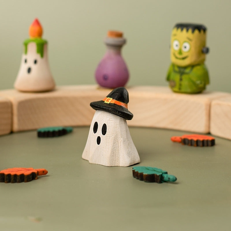 Bumbu Toys | Celebration Ring Ornament | Ghost Wizard