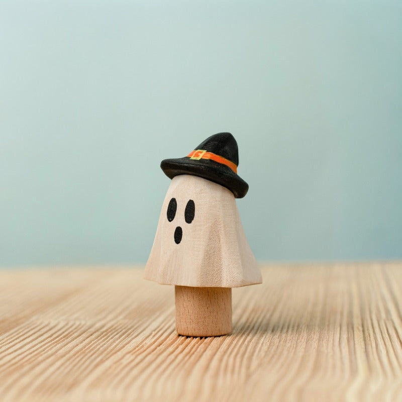 Bumbu Toys | Celebration Ring Ornament | Ghost Wizard