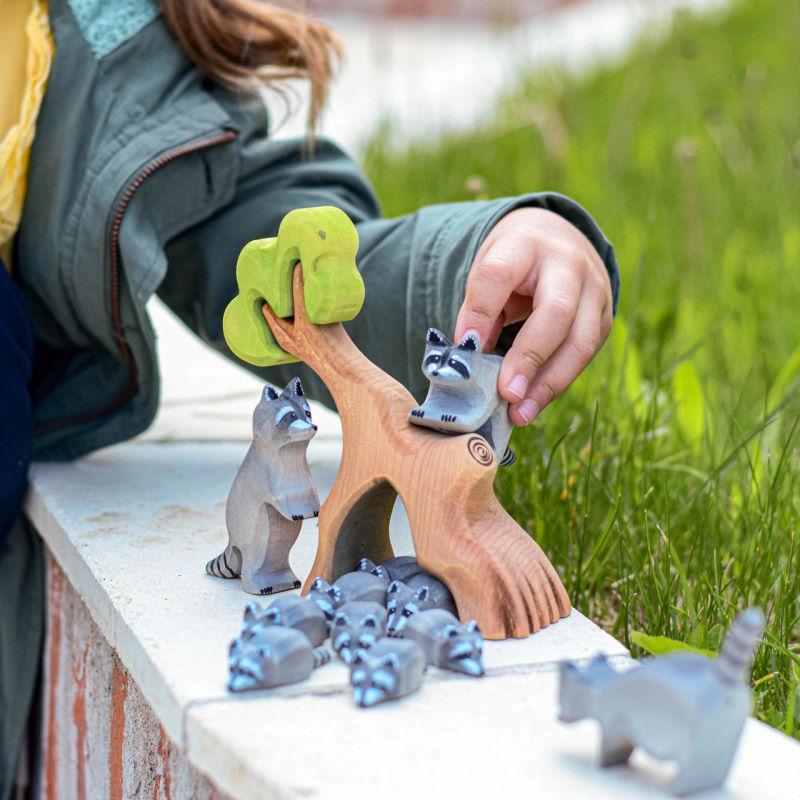 Bumbu Toys | Raccoon Sitting at Milk Tooth Australia