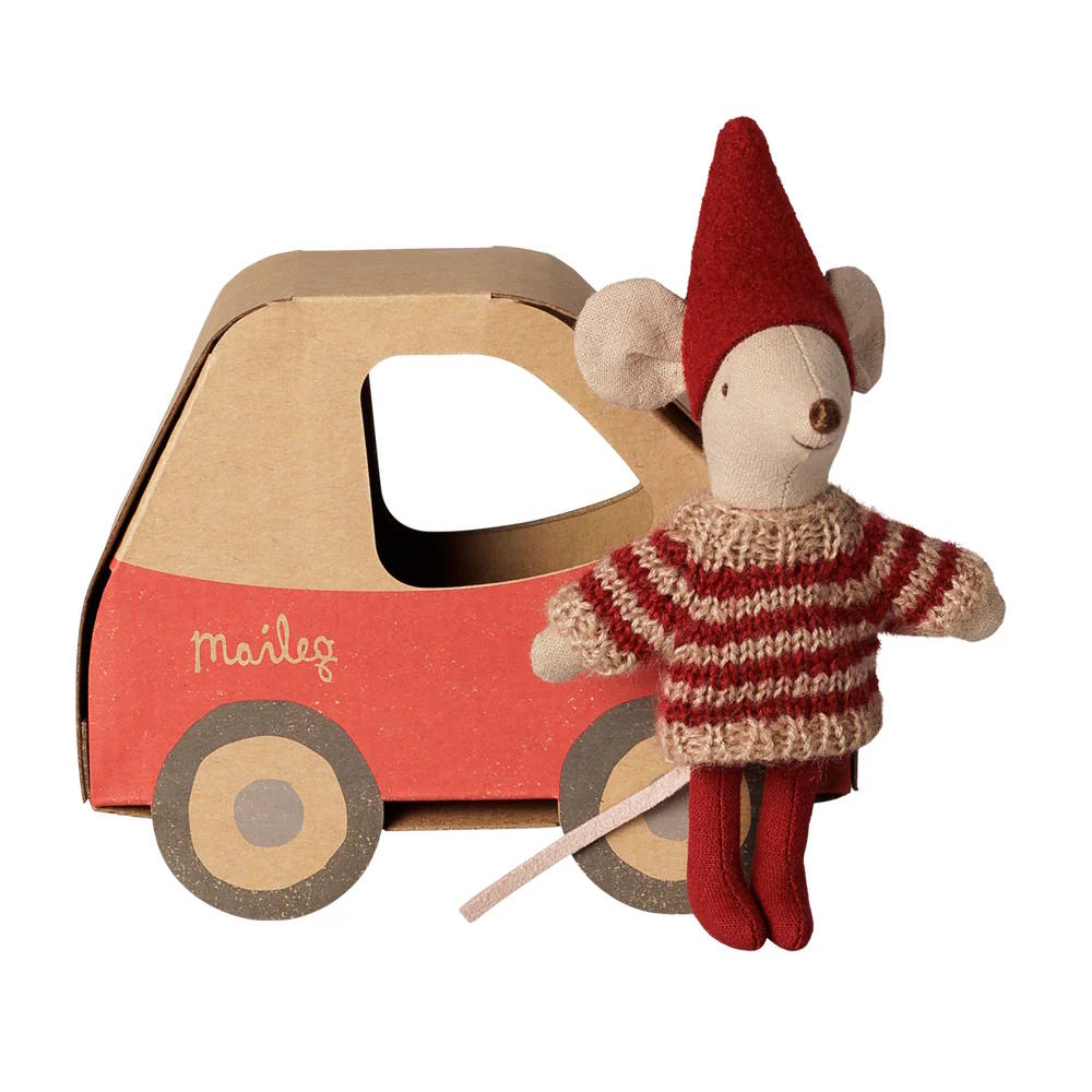 Maileg | Christmas Mouse Little Sister in Car Box