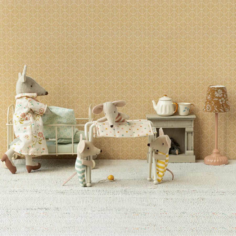 Maileg | Nursery Table for Mouse Off-White