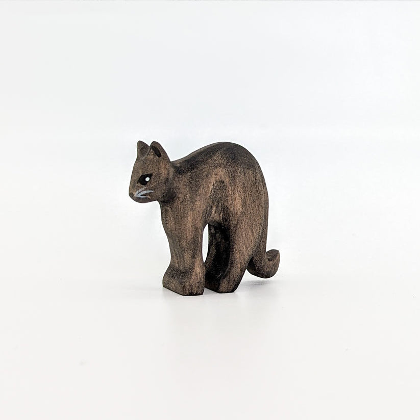 NOM Handcrafted | Cat Arching at Milk Tooth
