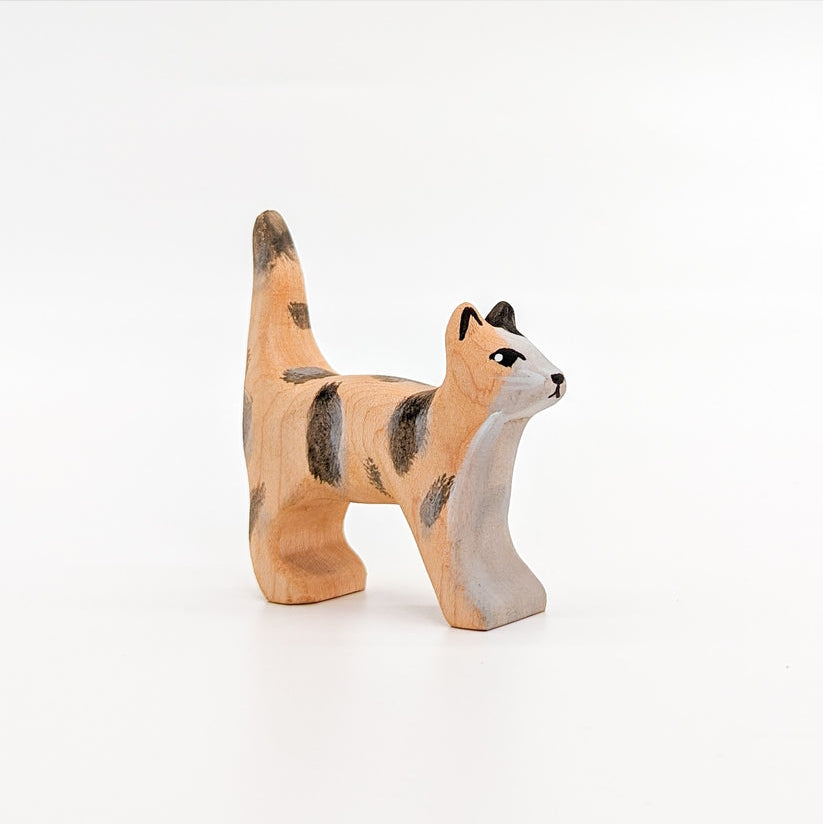 NOM Handcrafted | Cat Standing at Milk Tooth