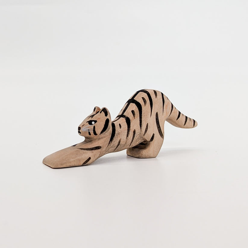 NOM Handcrafted | Cat Stretching at Milk Tooth