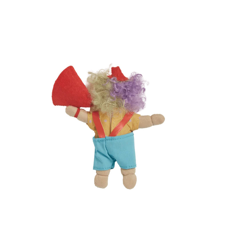 Olli Ella | Holdie Circus Folk Confetti the Clown at Milk Tooth Australia