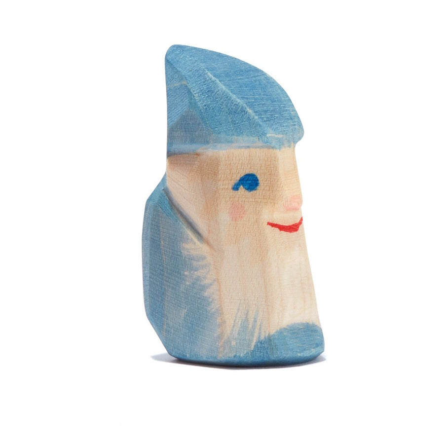 Ostheimer | People | Dwarf Aquamarine at Milk Tooth