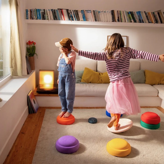 Stapelstein EASTER PROMO | Rainbow Classic 6+1 (Petal Board) + Pond Mini Stone