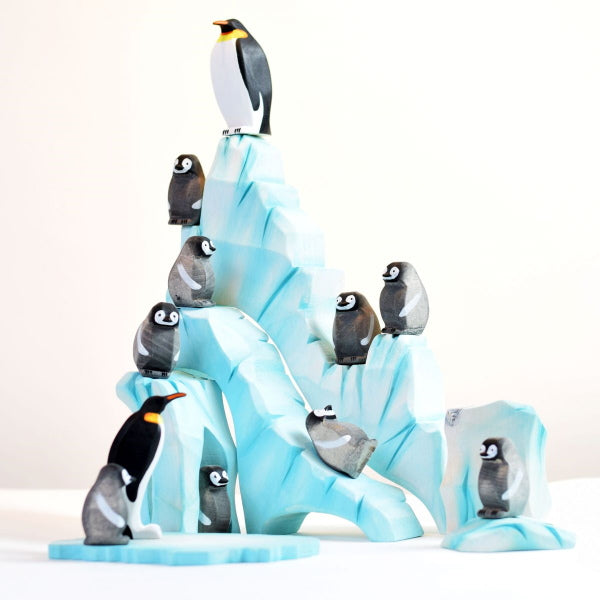 Bumbu Toys | Penguin Male at Milk Tooth