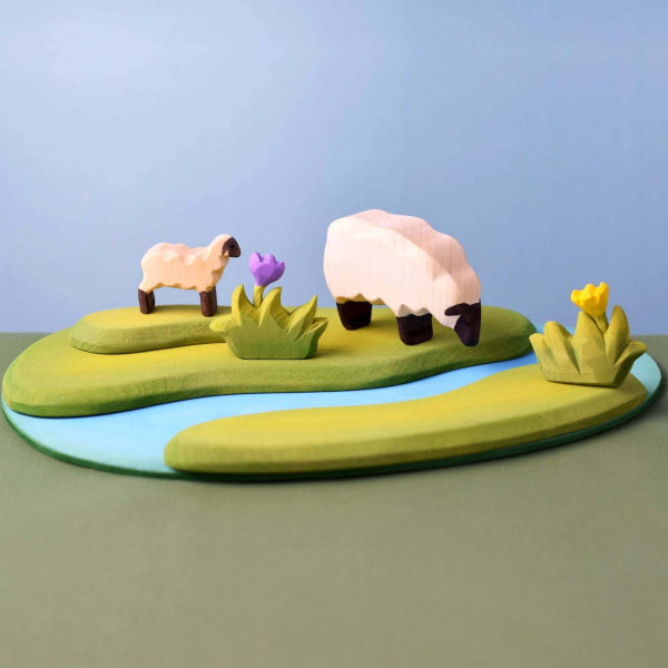 Bumbu Toys | River Plate at Milk Tooth