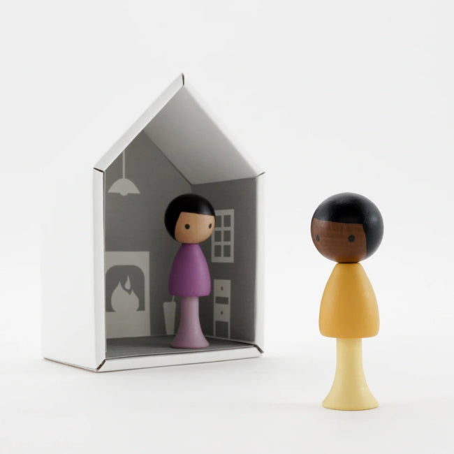 CLiCQUES | Magnetic Wooden Toys | Pablo & Leo peg dolls with house