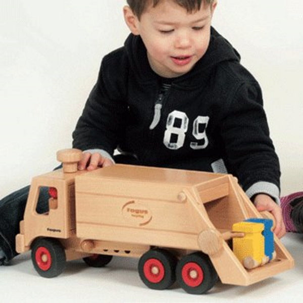 Fagus | Garbage Truck at Milk Tooth