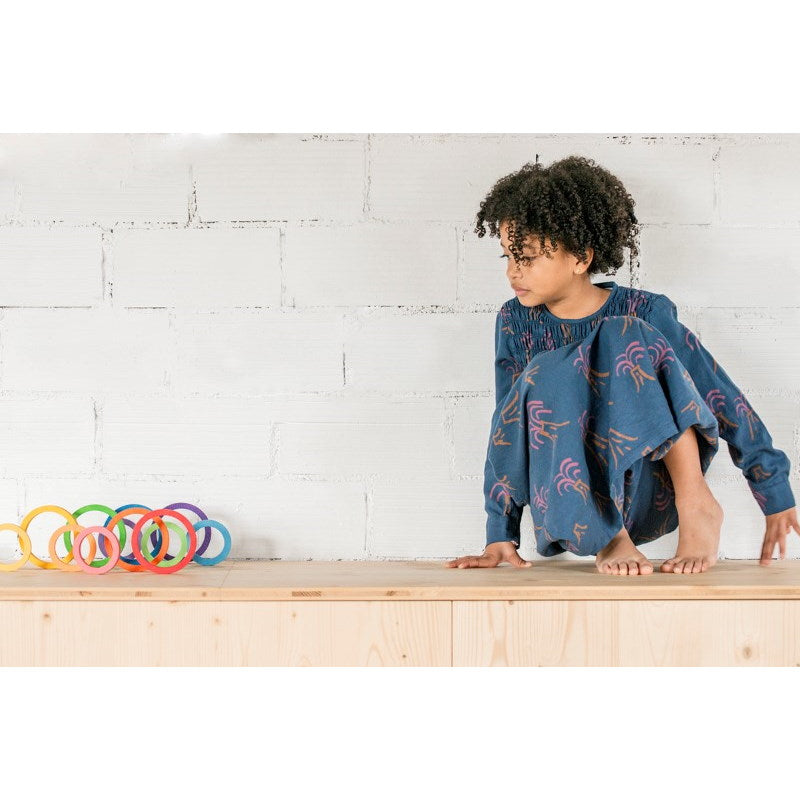 Grapat | Nest Rings | 24 Pieces | Concentric gradient rainbow wooden toys