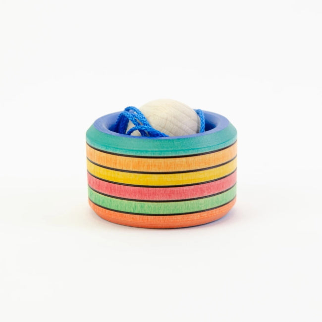 Mader | Bilboquet string and ball catching game