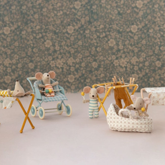 Maileg | Drying Rack Mouse at Milk Tooth