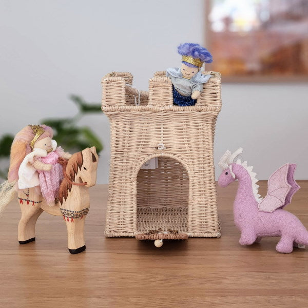 © Milk Tooth Olli Ella Magical Creatures Dragon
