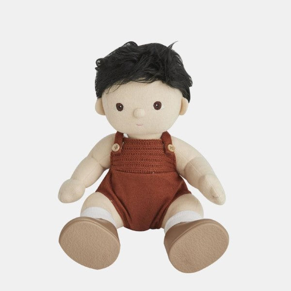 Olli Ella | Dinkum Doll | Roo sitting