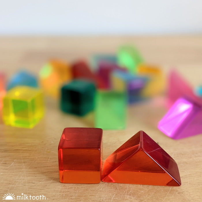 © Milk Tooth Papoose | Lucite Small Triangles | 32 Pieces with Tray