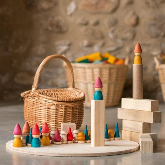 Grapat | Nins Tomten | Wooden Toy Set with Mandala Pieces