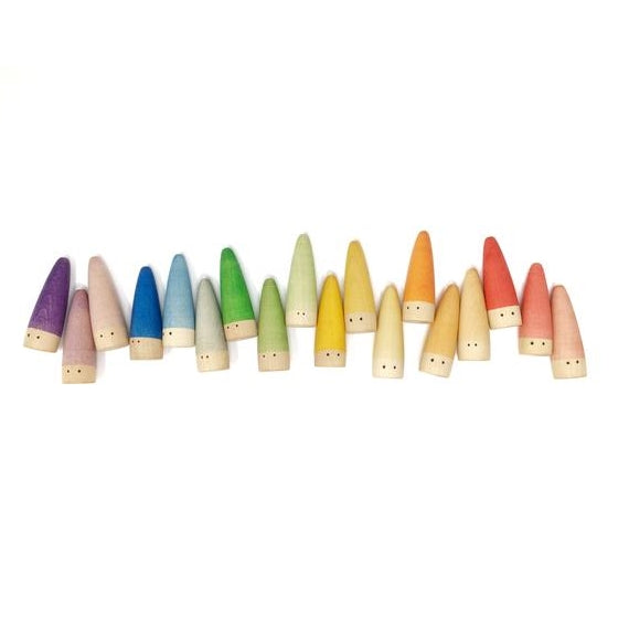 Grapat | 18 Palos | Wooden sticks cone shaped people