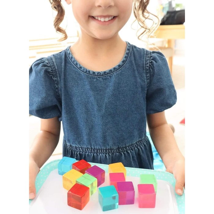 © Playdaysinperth for Milk Tooth Papoose Bright Lucite Cubes