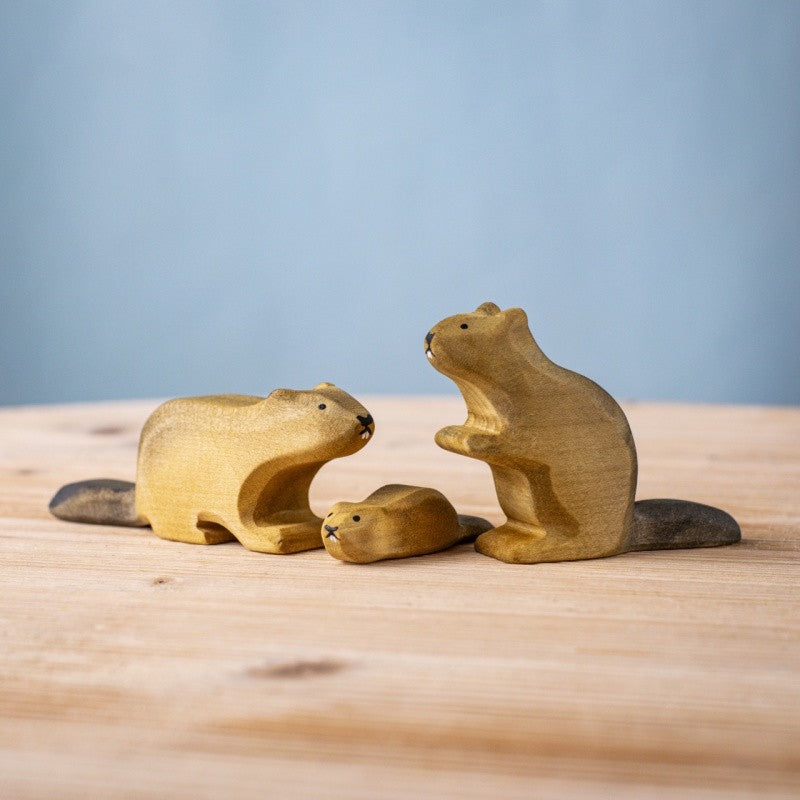 Bumbu Toys | Beaver Sitting