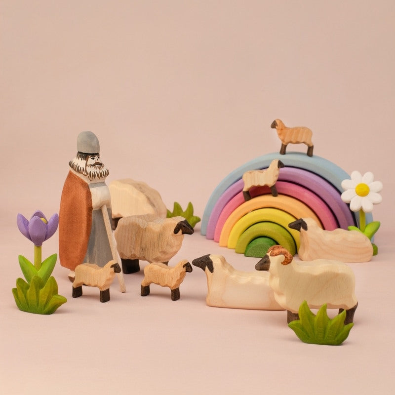 Bumbu Toys | Celebration Ring Ornament | Crocus