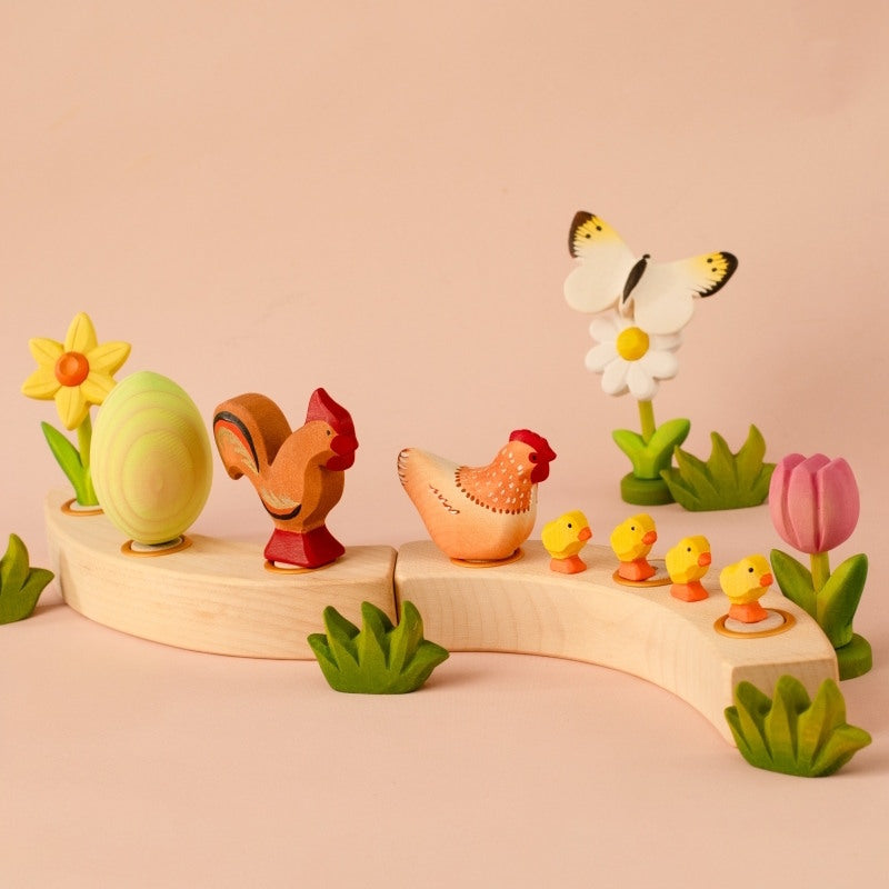 Bumbu Toys | Celebration Ring Ornament | Hen