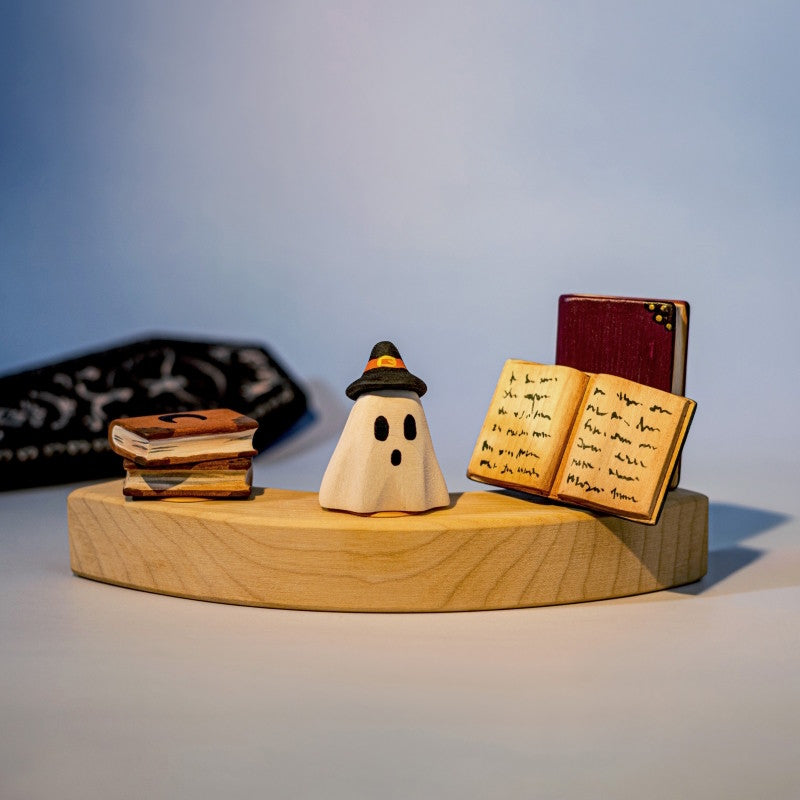 Bumbu Toys | Celebration Ring Ornament | Ghost Wizard