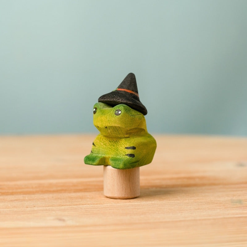 Bumbu Toys | Celebration Ring Ornament | Spell Frog