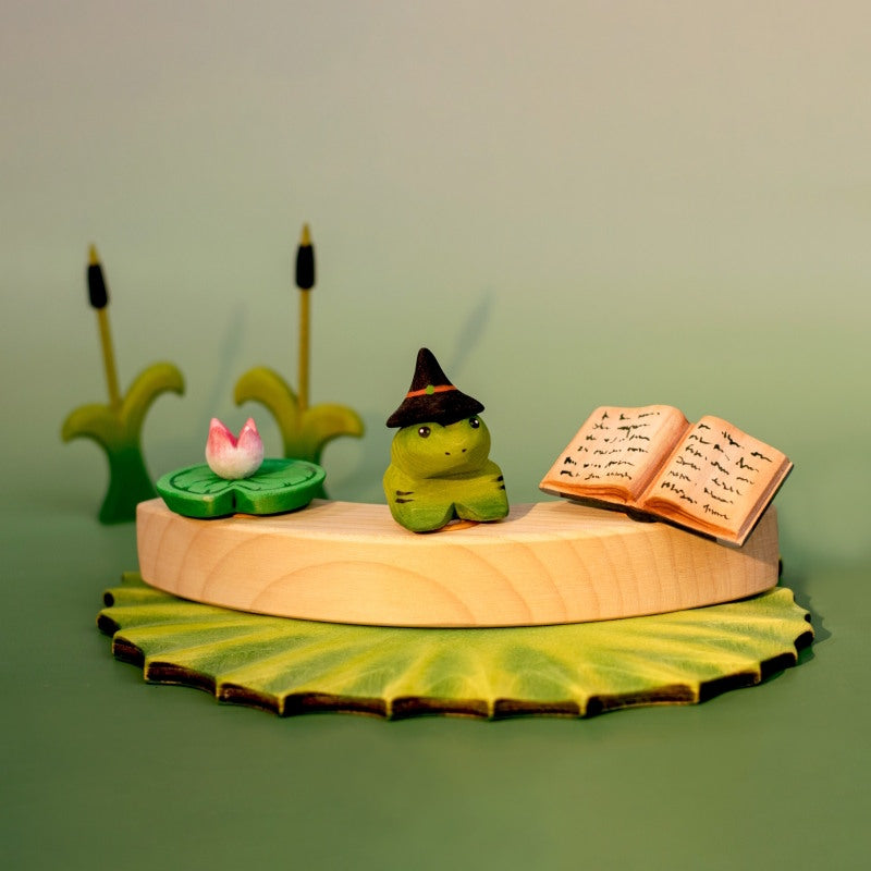Bumbu Toys | Celebration Ring Ornament | Spell Frog