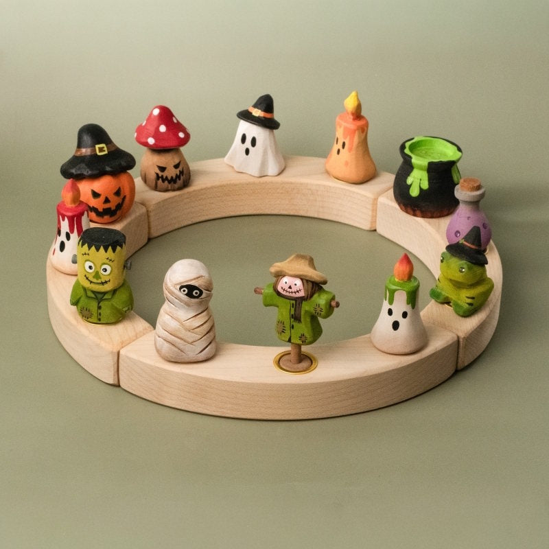 Bumbu Toys | Celebration Ring Ornament | Magic Candle Green