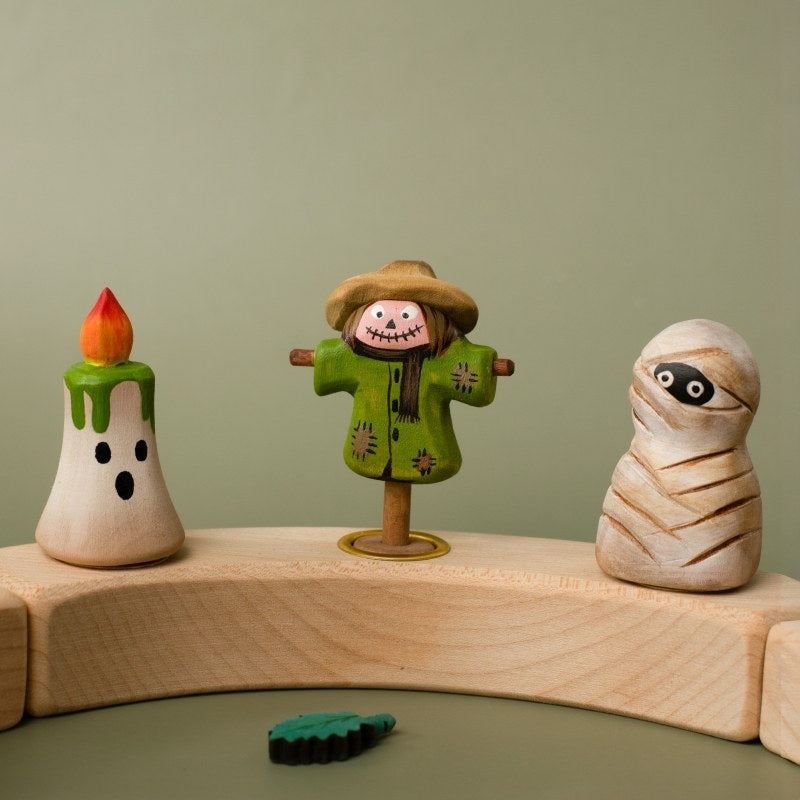 Bumbu Toys | Celebration Ring Ornament | Magic Candle Green