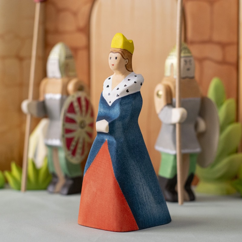 Bumbu Toys | Queen
