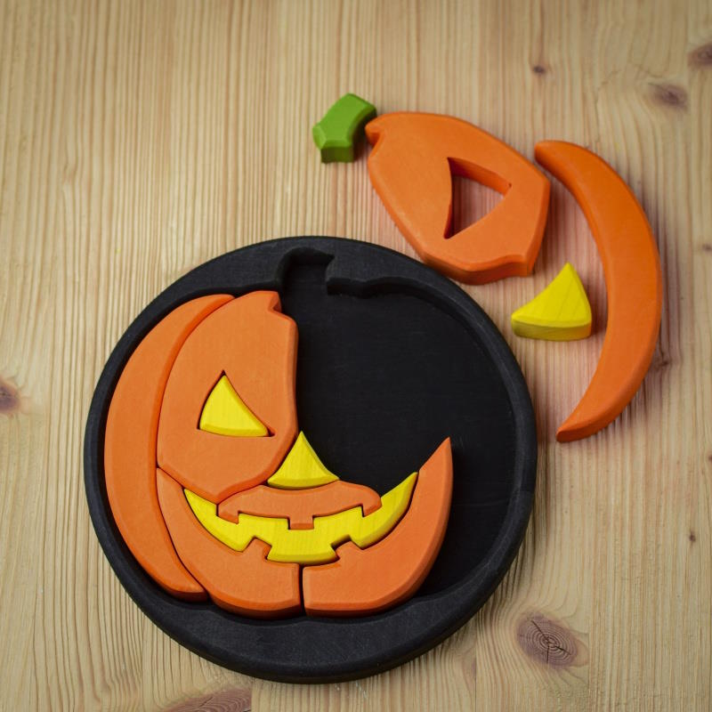 Bumbu Toys | Round Halloween Puzzle Black at Milk Tooth Australia