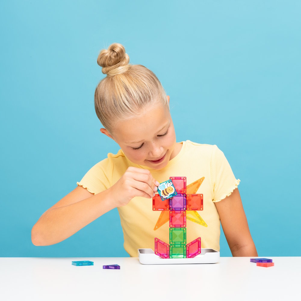 Connetix Tiles | 32 Piece Travel Mini Pack at Milk Tooth Australia