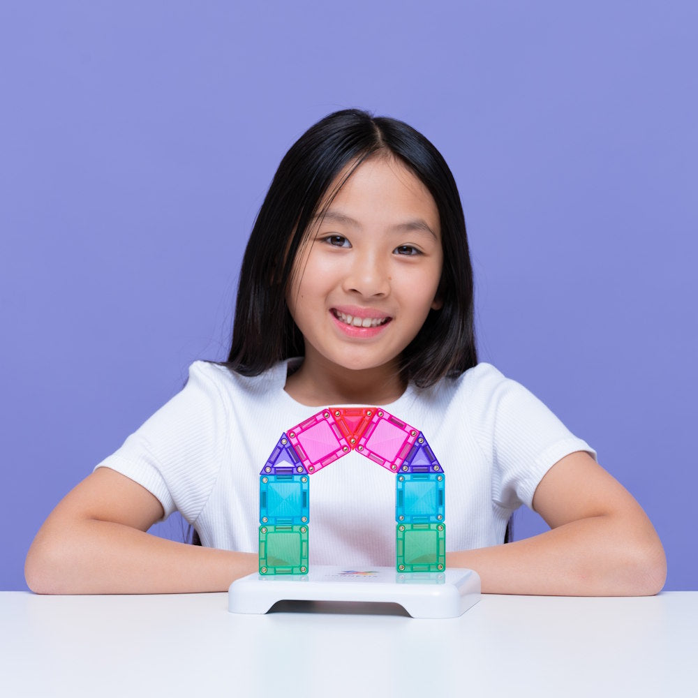 Connetix Tiles | 32 Piece Travel Mini Pack at Milk Tooth Australia