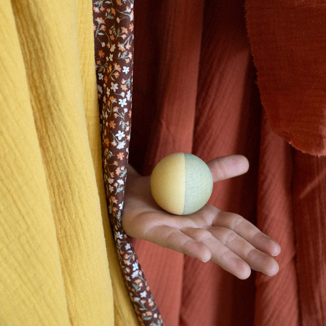 Grapat | Moonlight Tale at Milk Tooth