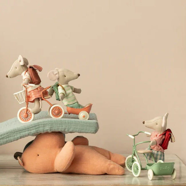 Maileg | Abri a Tricycle for Mouse Green 2024 at Milk Tooth Australia