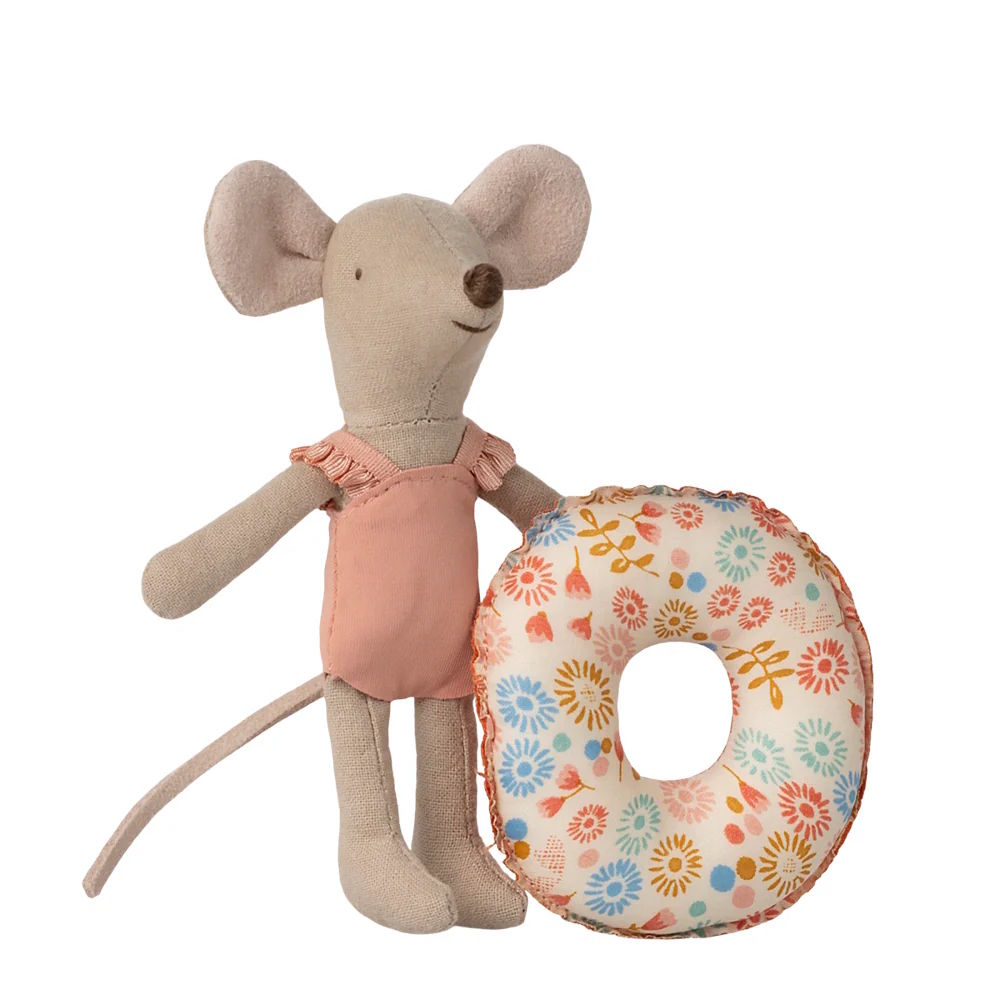 Maileg | Beach Mouse with Float Little Sister Flowers