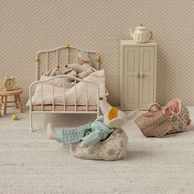 Maileg | Closet Mouse Cream