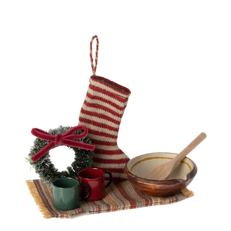 Maileg | Cosy Christmas Set at Milk Tooth Australia