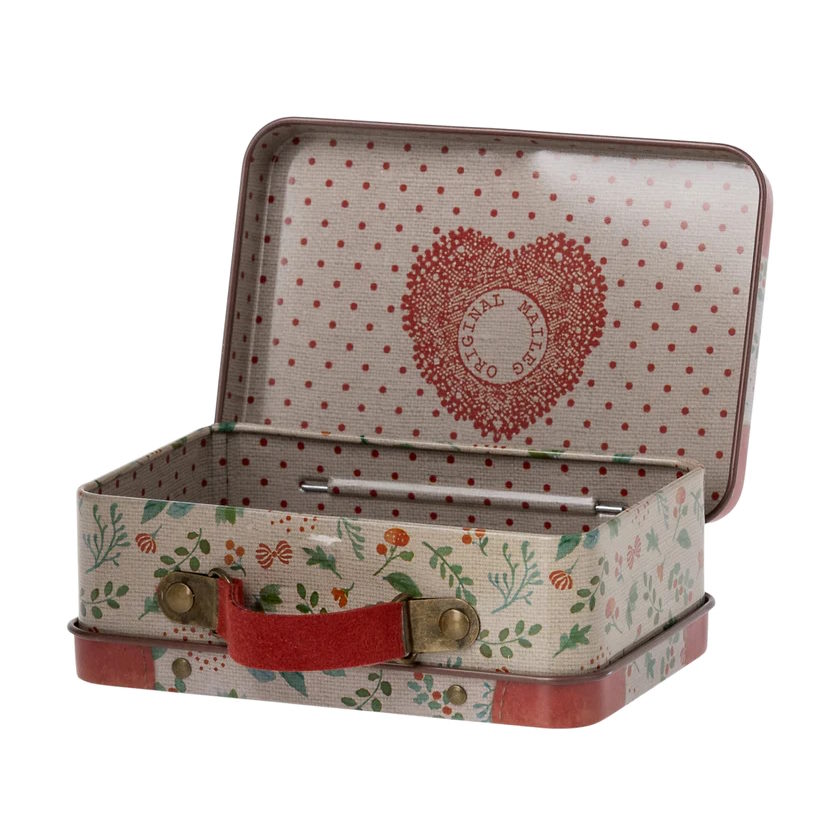 Maileg | Metal Suitcase Holly at Milk Tooth