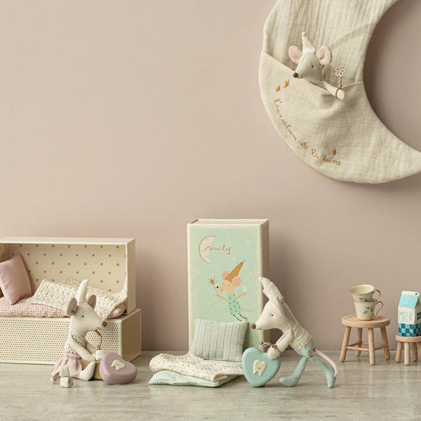 Maileg | Mouse Tooth Fairy Mouse Little Sister in Box - Milk Tooth