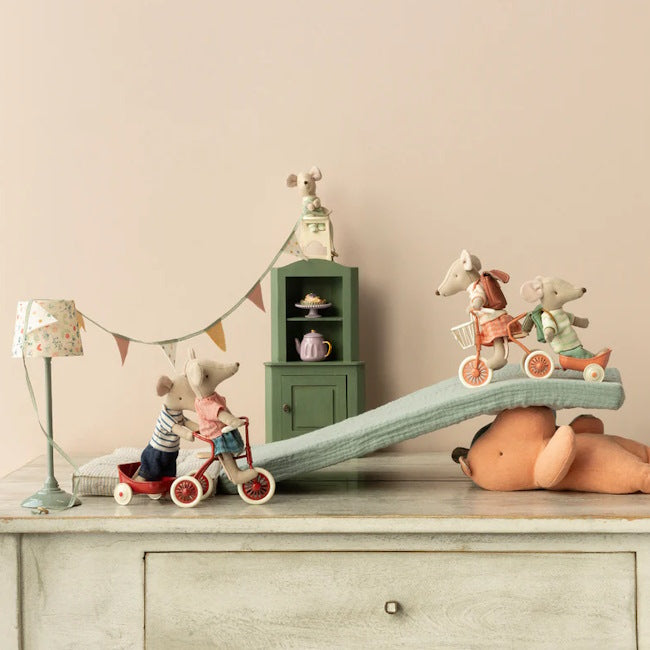 Maileg | Abri a Tricycle for Mouse Green 2024 at Milk Tooth Australia