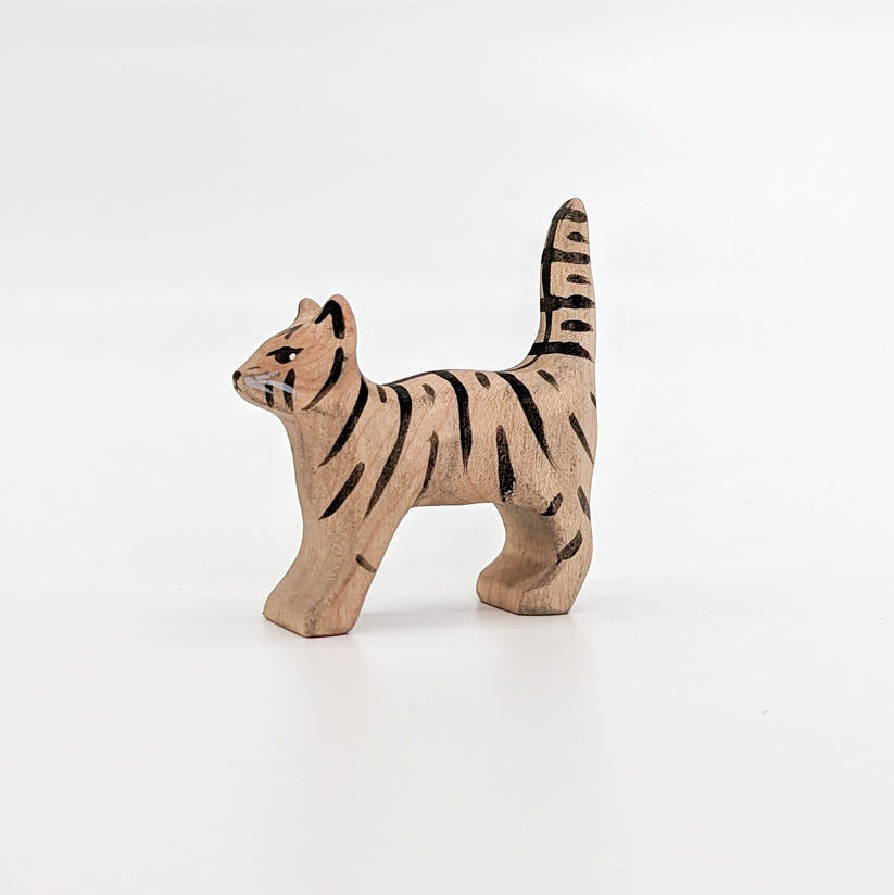 NOM Handcrafted | Cat Standing at Milk Tooth
