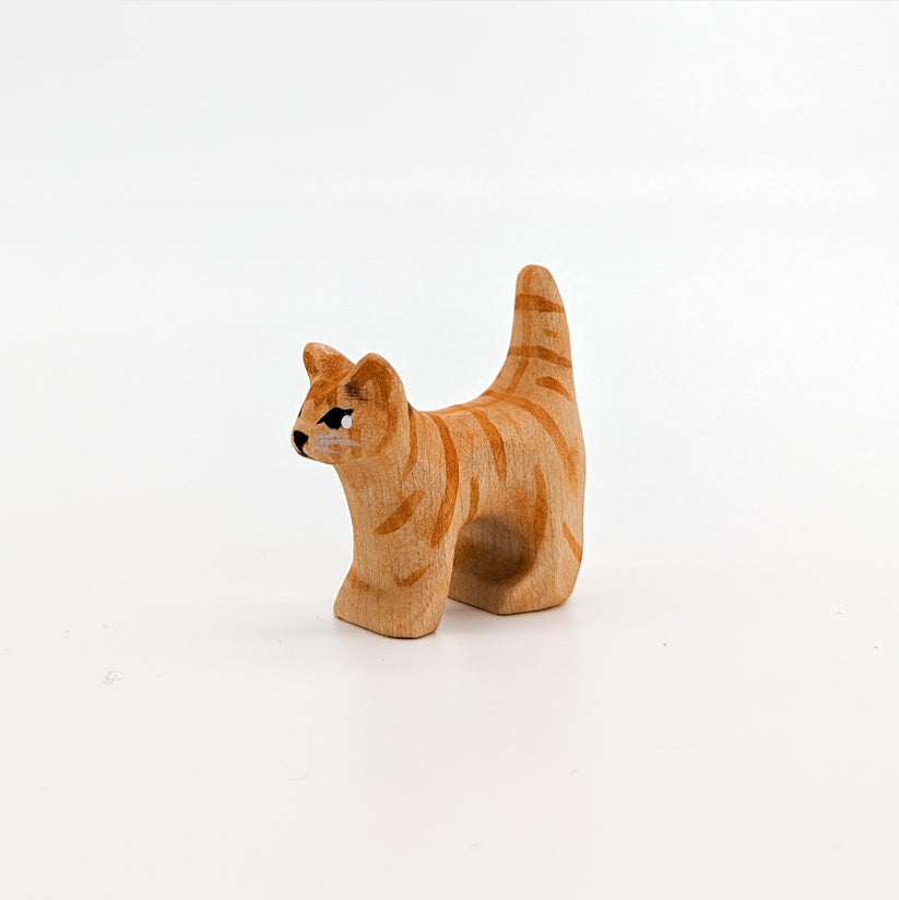 NOM Handcrafted | Kitten at Milk Tooth