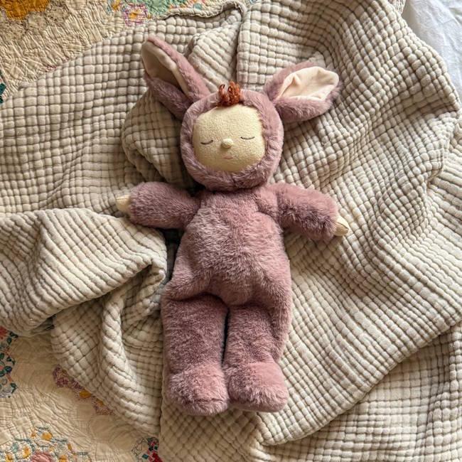 Olli Ella Cozy Dinkum Bunny Pickle soft toy with mauve fur and ginger tuft of hair