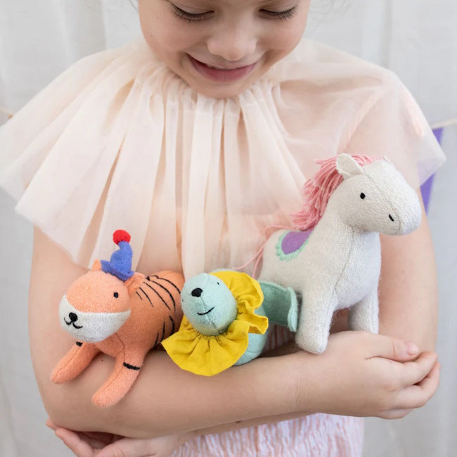 Olli Ella | Holdie Circus Animals at Milk Tooth Australia