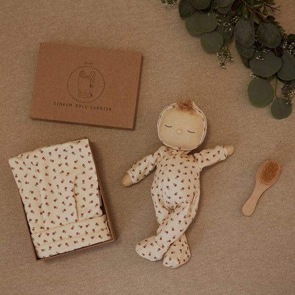 Olli Ella | Dinkum Doll Carrier Sweetheart Cream at Milk Tooth